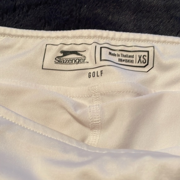 Slazenger Size XS White Golf Skirt with Built-In Shorts.  Back pocket. - Picture 7 of 7